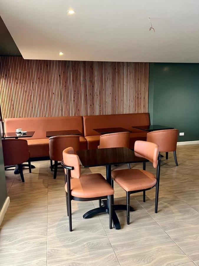 Kozi Nairobi Airport Hotel